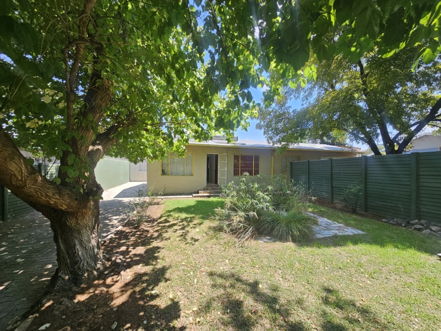 10 Bedroom Property for Sale in Brandwag Free State